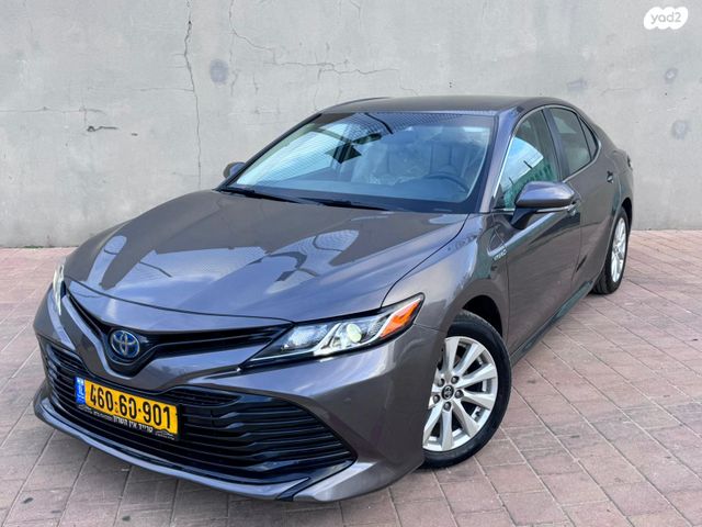 טויוטה קאמרי