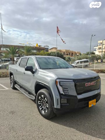 מודעת רכב ג'י.אם.סי סיירה EV