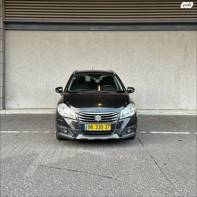 מודעת רכב סוזוקי קרוסאובר