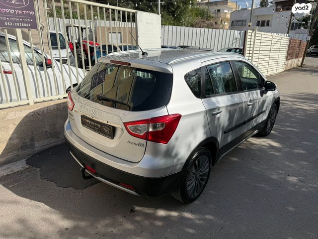 סוזוקי קרוסאובר