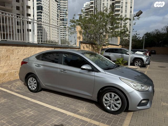 יונדאי אקסנט i25