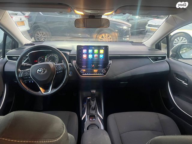 טויוטה קורולה