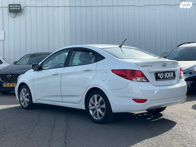 יונדאי אקסנט i25