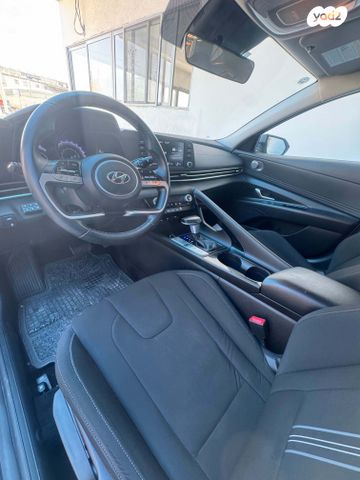 יונדאי אלנטרה