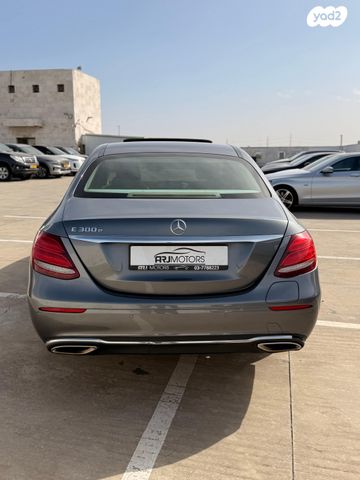 מרצדס-בנץ E-class