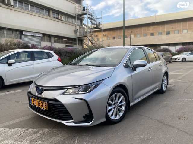 מודעת רכב טויוטה קורולה