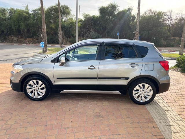 סוזוקי קרוסאובר