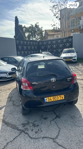 מודעת רכב טויוטה יאריס