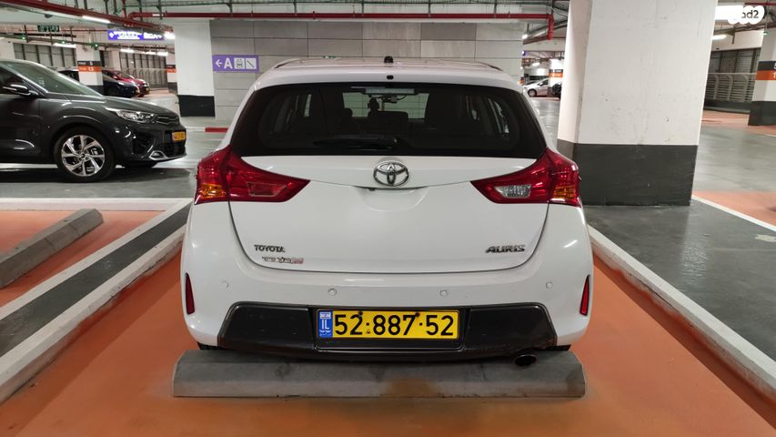 טויוטה אוריס