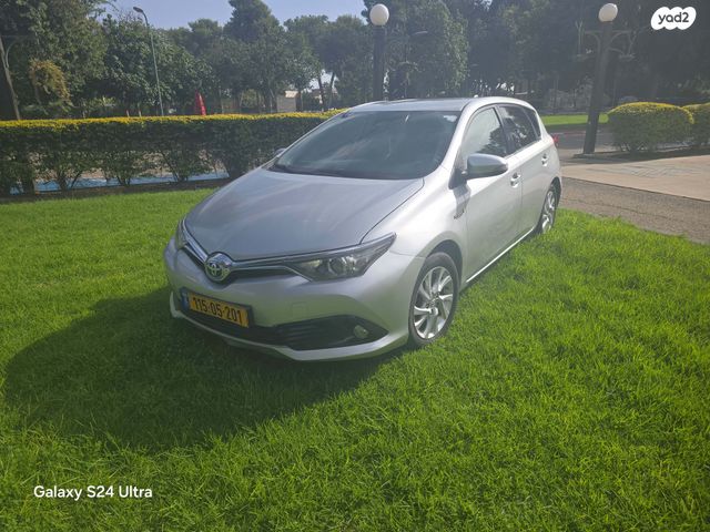 טויוטה אוריס