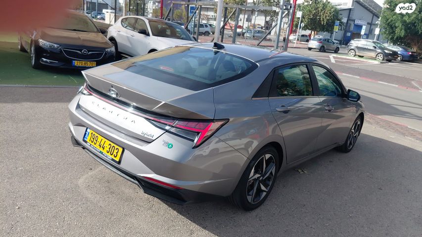 יונדאי אלנטרה