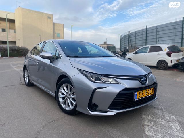 טויוטה קורולה