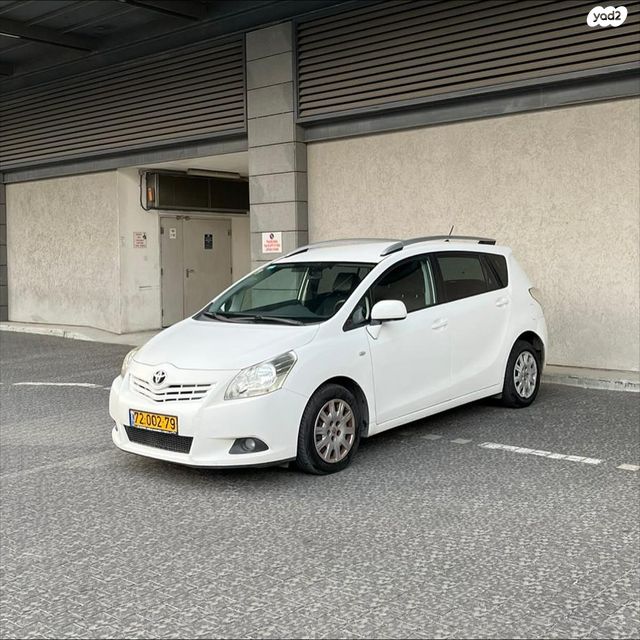 טויוטה ורסו