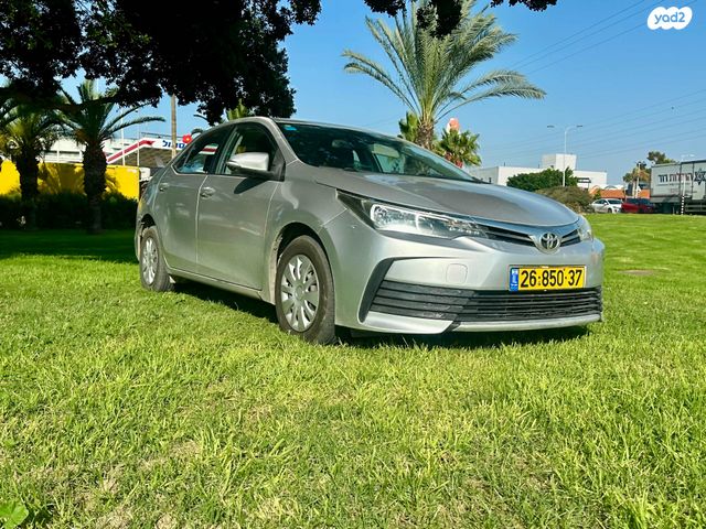 מודעת רכב טויוטה קורולה 1