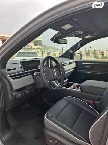 ג'י.אם.סי סיירה EV