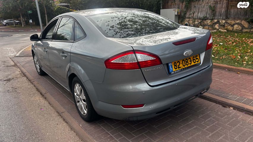 פורד מונדאו