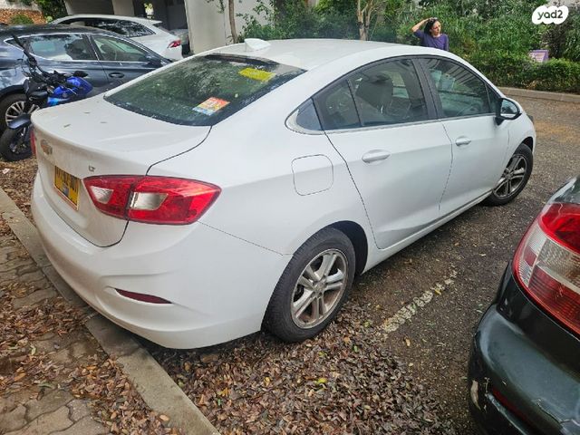 שברולט קרוז