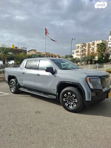 ג'י.אם.סי סיירה EV