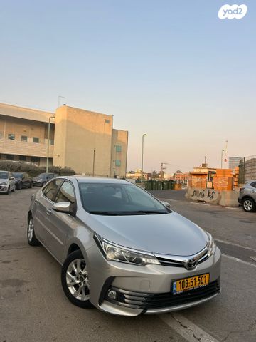 מודעת רכב טויוטה קורולה 1