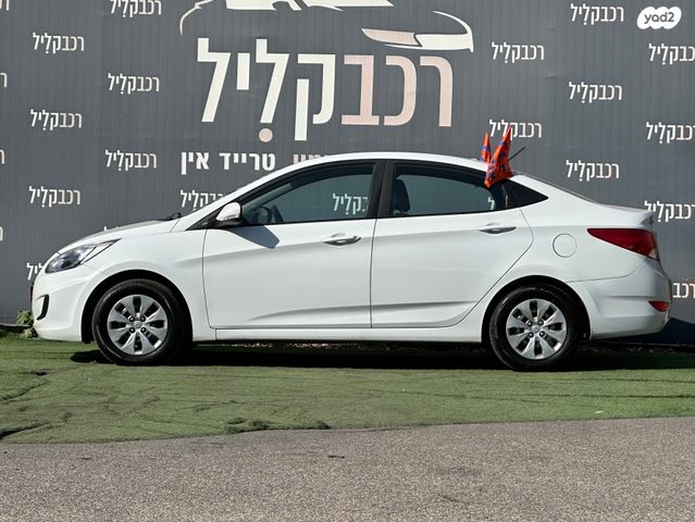 יונדאי אקסנט i25