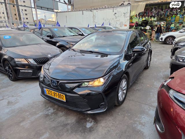 טויוטה קורולה