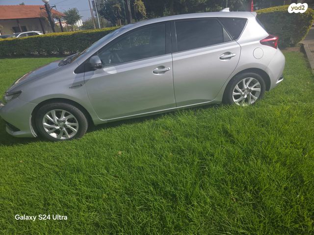 טויוטה אוריס