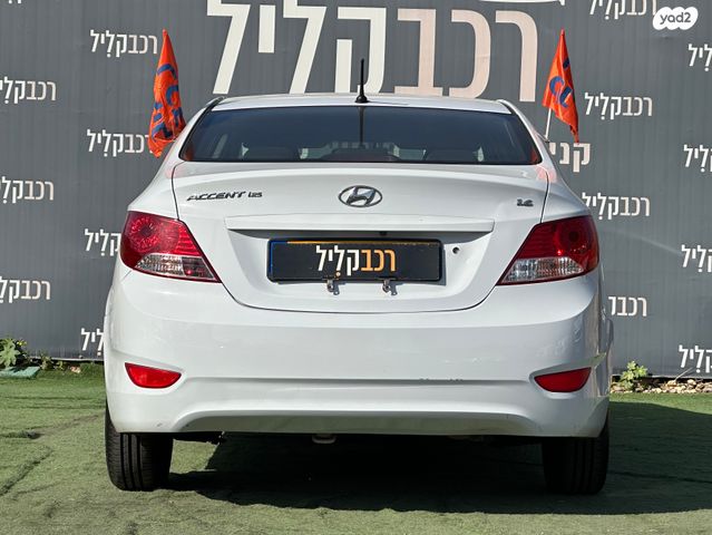 יונדאי אקסנט i25