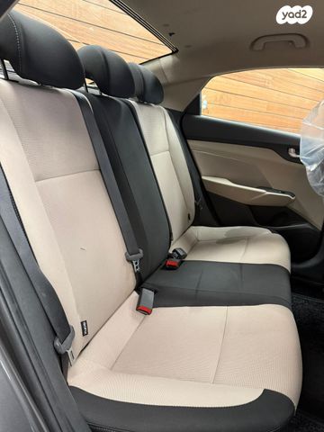 יונדאי אקסנט i25