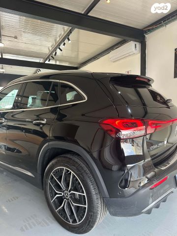 מרצדס-בנץ EQA