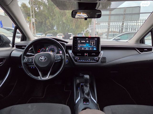 טויוטה קורולה