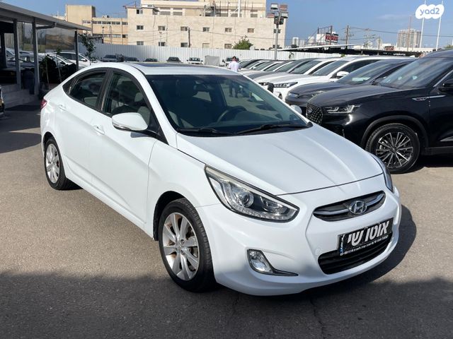 יונדאי אקסנט i25