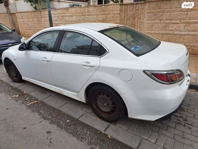 מודעת רכב מאזדה 6