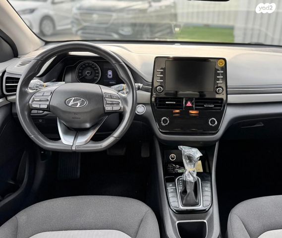 יונדאי איוניק