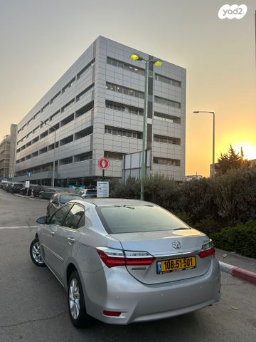 מודעת רכב טויוטה קורולה 2