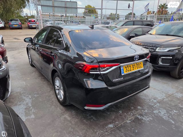 טויוטה קורולה
