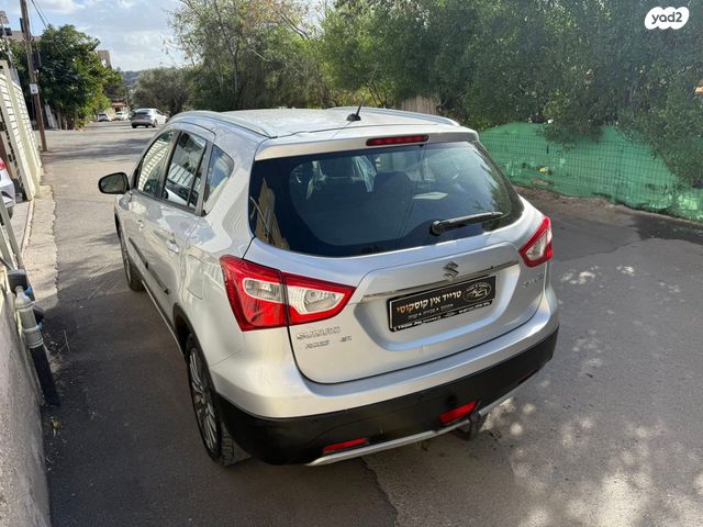 סוזוקי קרוסאובר