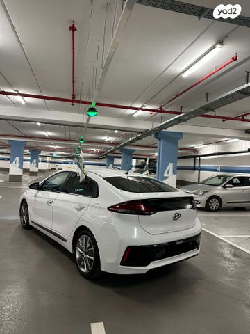 יונדאי איוניק