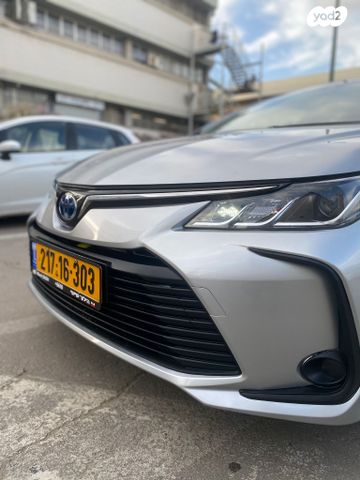 טויוטה קורולה