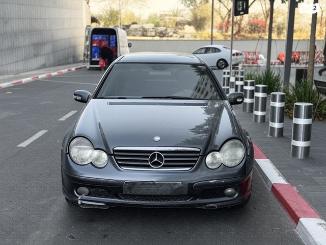 מודעת רכב מרצדס-בנץ C-class