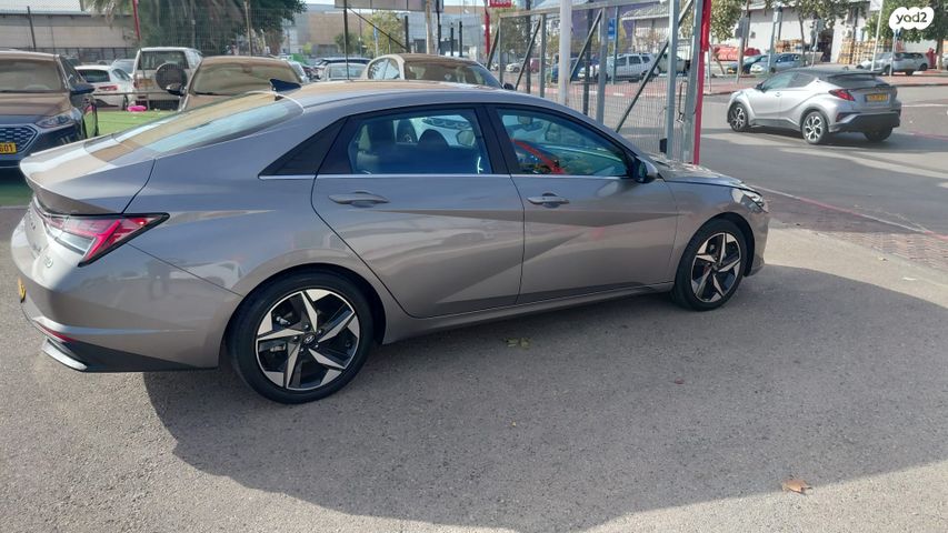 יונדאי אלנטרה