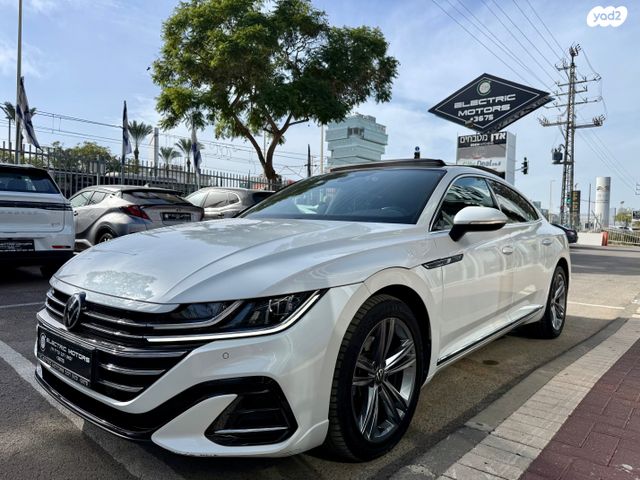 מודעת רכב פולקסווגן ארטאון