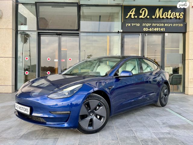 מודעת רכב טסלה מודל 3