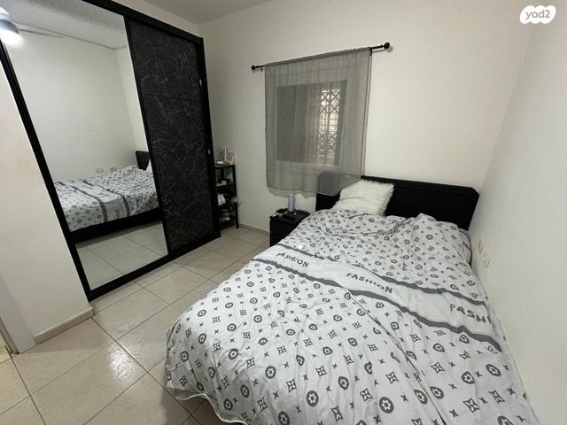 בית פרטי/ קוטג', מזמור 2, נעורים, ערד