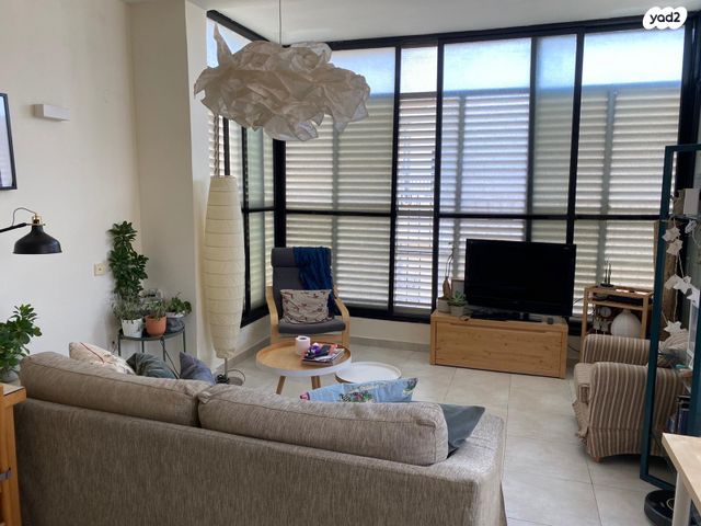 דירה, רמב"ם 7, גבעת הרמבם, גבעתיים