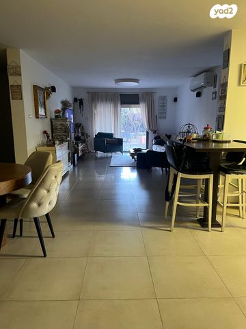 דירת גן, האשחר 3, שאר העיר, חצור הגלילית