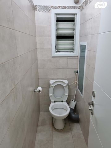 דירה, שקד 10, נווה עופר, תל כביר, תל אביב יפו