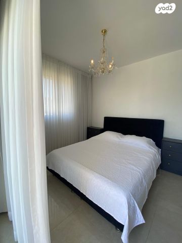 דו משפחתי, נופך 4, הר שמואל, גבעת זאב