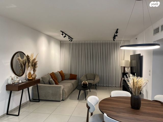 דירה, מאיר אריאל 13, קרית האמנים, מצליח, רמלה