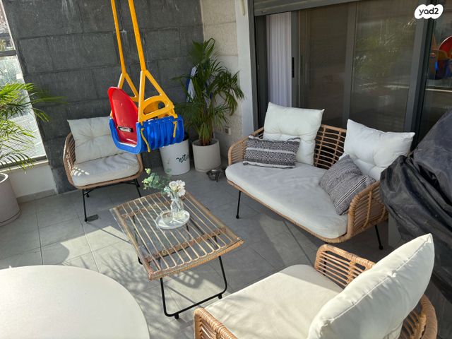 דירה, גפן 11, החורש, חריש