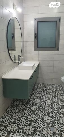 בית פרטי/ קוטג', חוגלה 8, כרמית, מיתר / כרמית